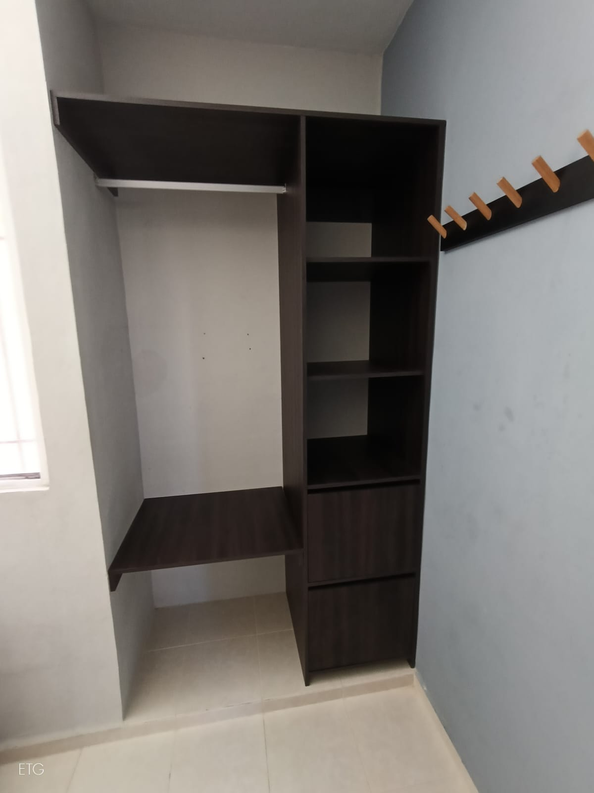 Clóset de madera empotrado a medida en Playa del Carmen